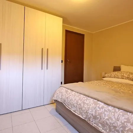 Bellagio Apartment דירה *